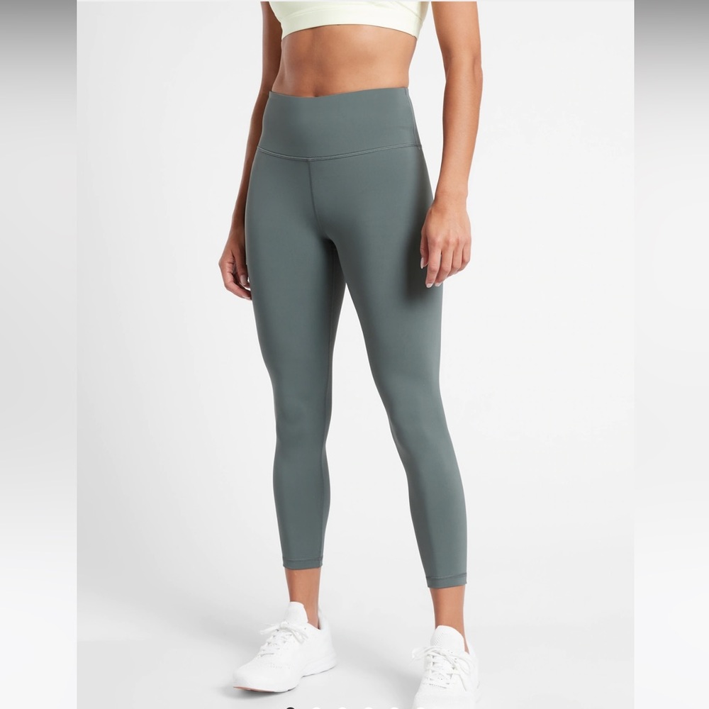 Athleta Elation Train 7/8 Tight Size Xs TP Metropolis Grey #981878